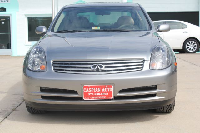 Infiniti G35 2004 photo 4