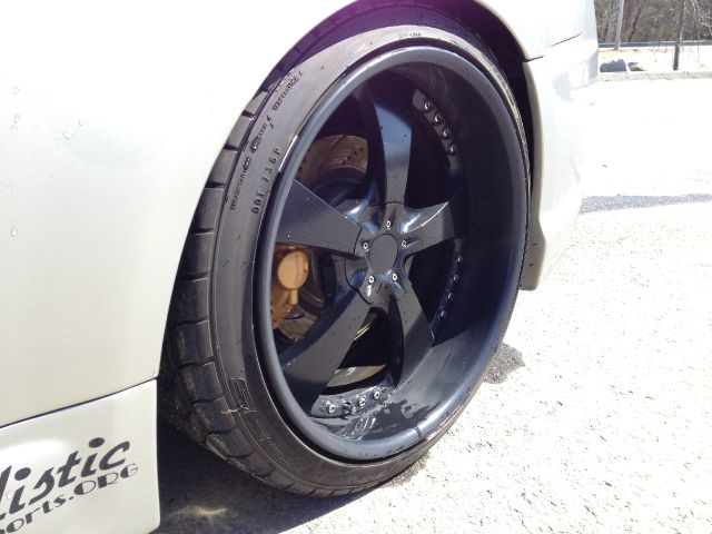 Infiniti G35 2004 photo 25