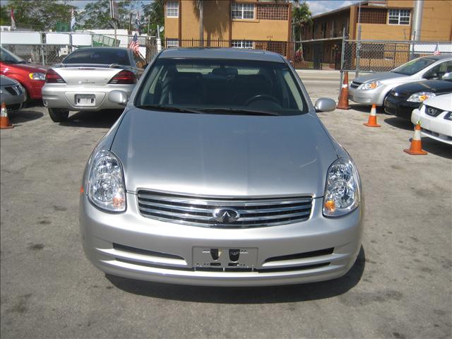 Infiniti G35 2004 photo 1