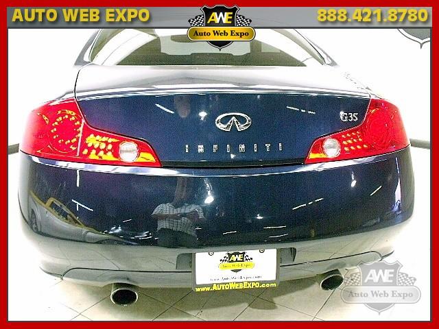Infiniti G35 2004 photo 2