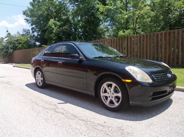Infiniti G35 2004 photo 3