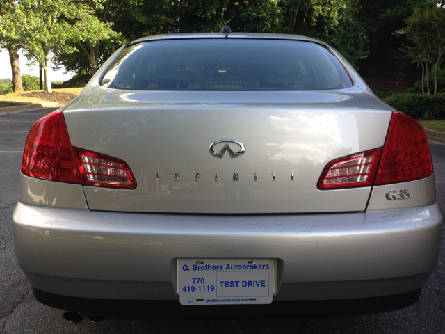 Infiniti G35 2004 photo 4