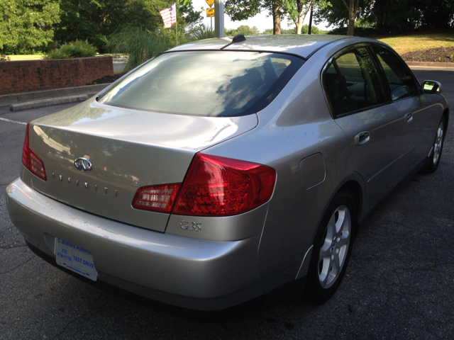 Infiniti G35 2004 photo 6