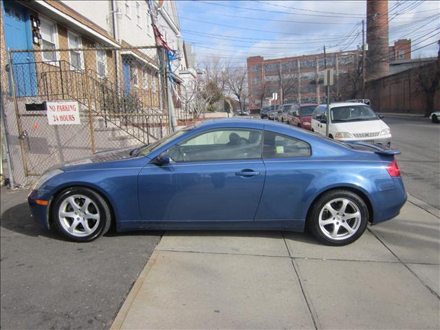 Infiniti G35 2005 photo 1