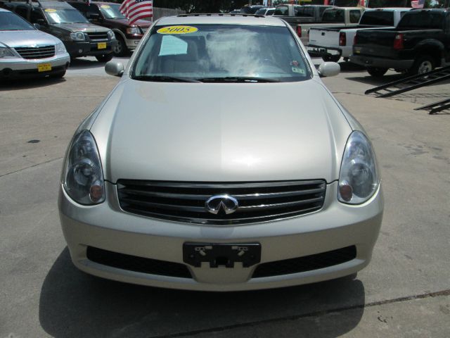 Infiniti G35 2005 photo 1