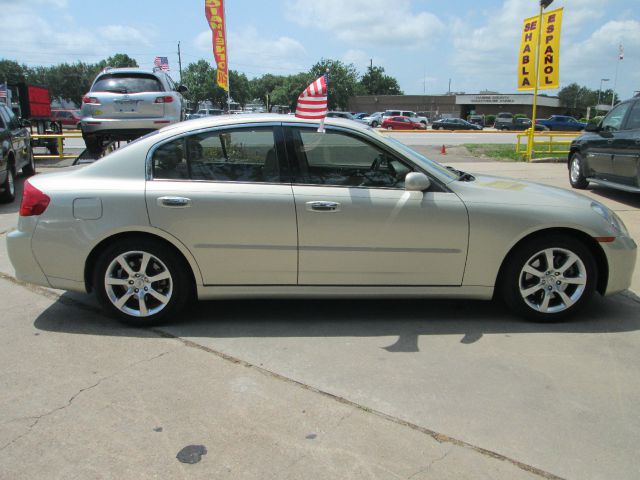 Infiniti G35 2005 photo 3