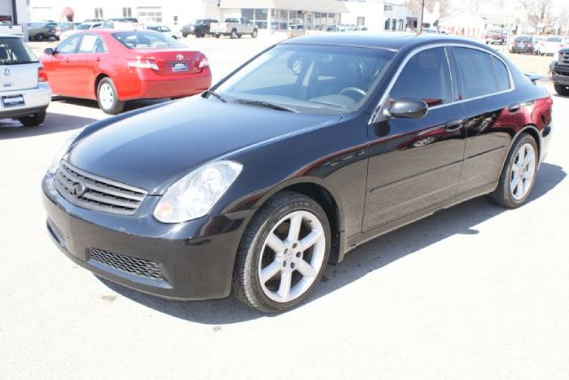 Infiniti G35 2005 photo 4