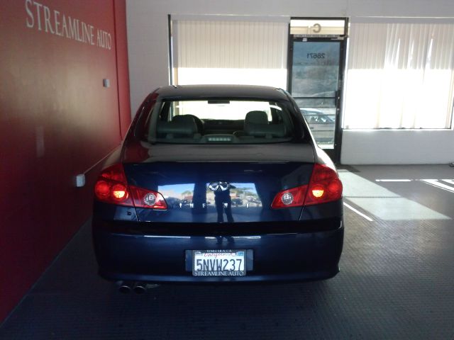 Infiniti G35 2005 photo 4