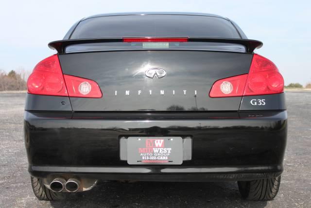Infiniti G35 2005 photo 3