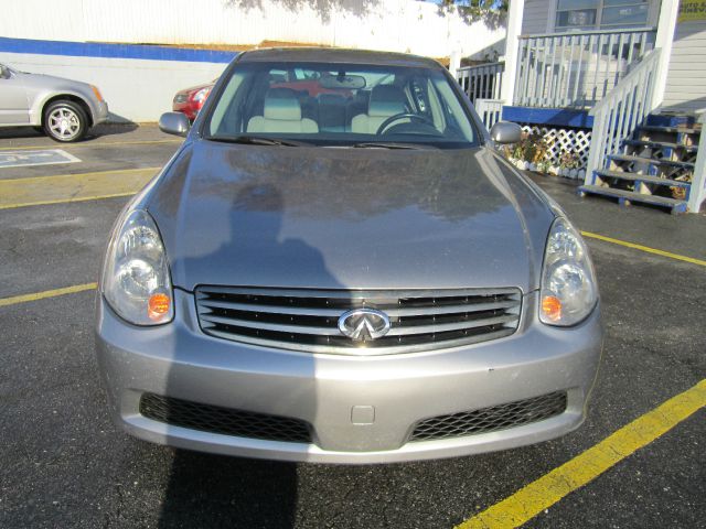 Infiniti G35 2005 photo 2
