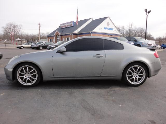 Infiniti G35 2005 photo 1