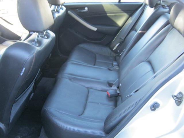 Infiniti G35 2005 photo 4