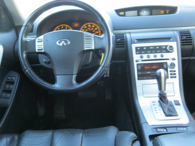 Infiniti G35 2005 photo 5