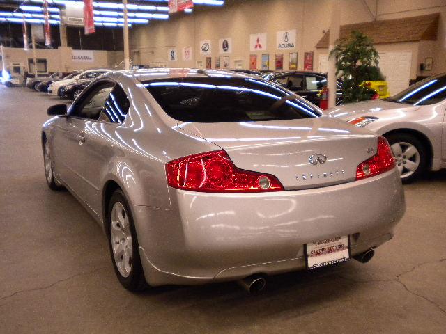 Infiniti G35 2005 photo 4