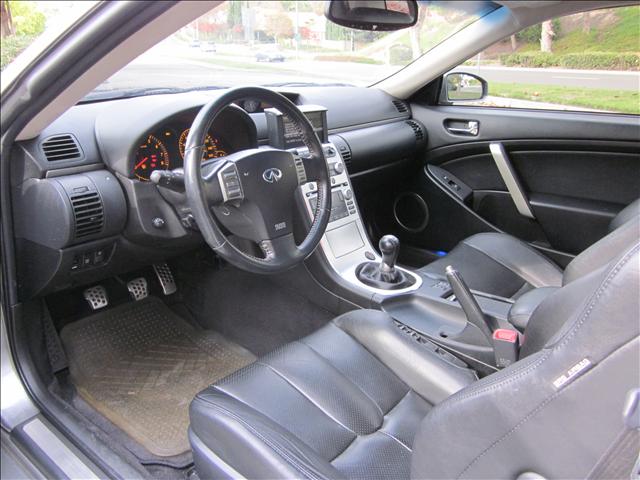 Infiniti G35 2005 photo 3