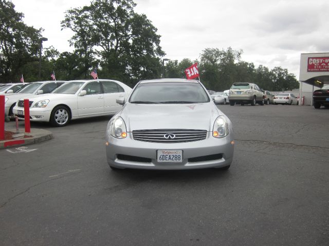 Infiniti G35 2005 photo 1