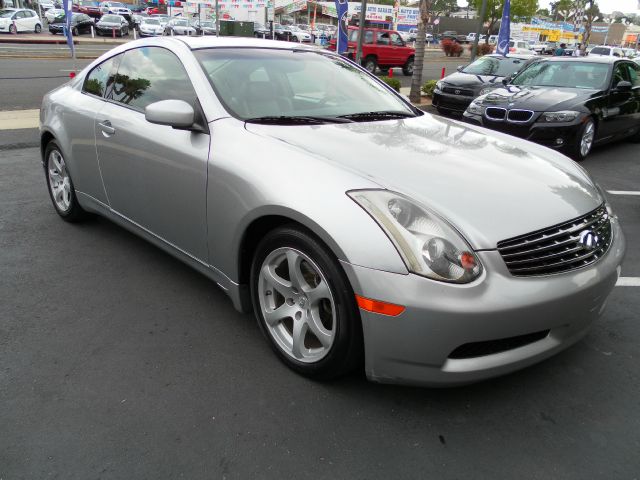 Infiniti G35 2005 photo 3