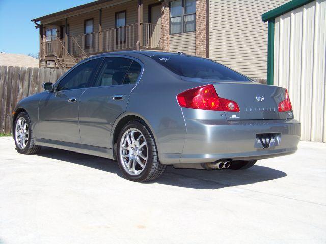 Infiniti G35 2005 photo 4