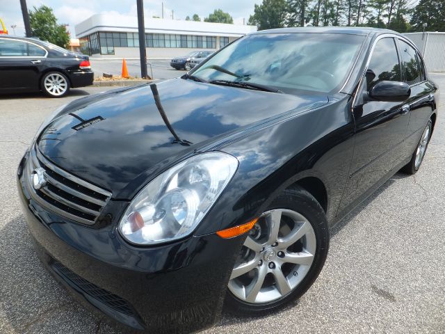Infiniti G35 2005 photo 2