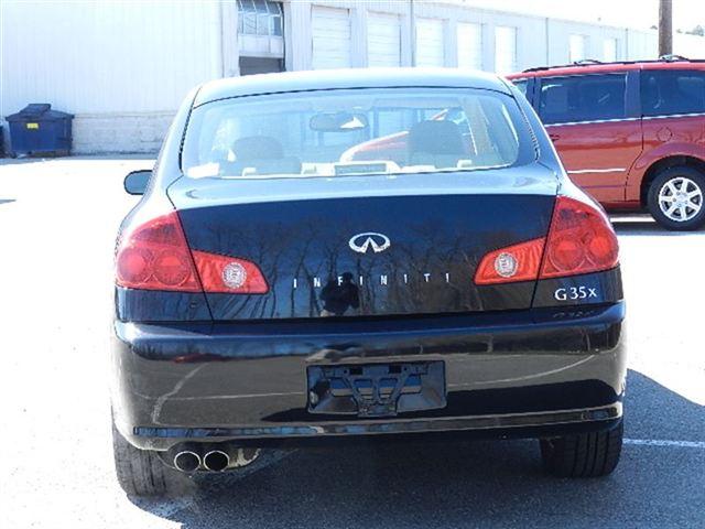 Infiniti G35 2005 photo 3