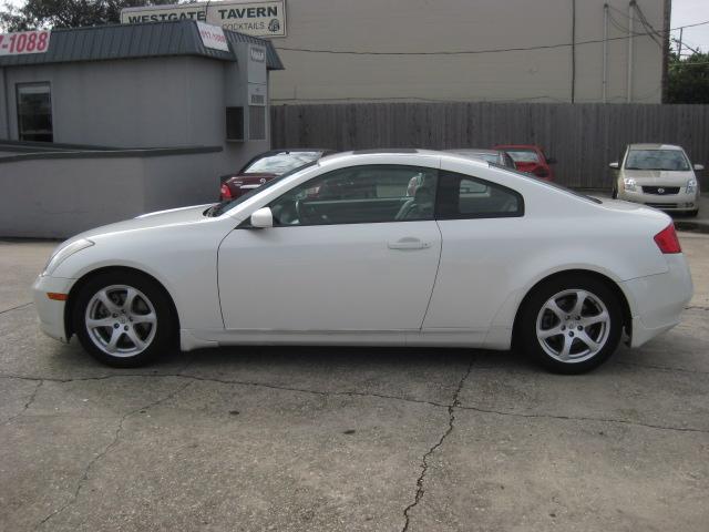 Infiniti G35 2005 photo 2