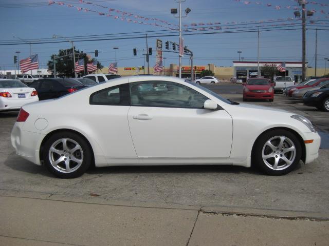 Infiniti G35 2005 photo 4