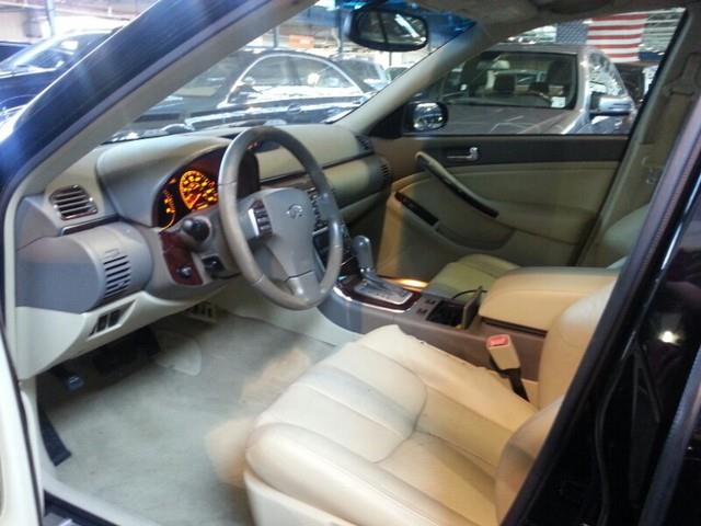 Infiniti G35 2005 photo 2