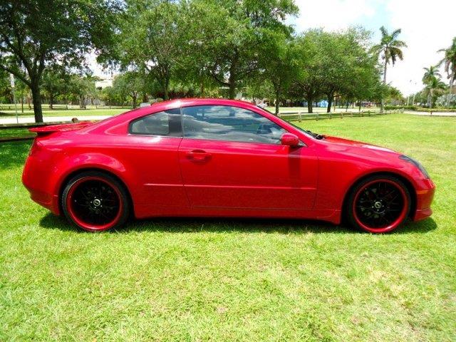 Infiniti G35 2005 photo 1
