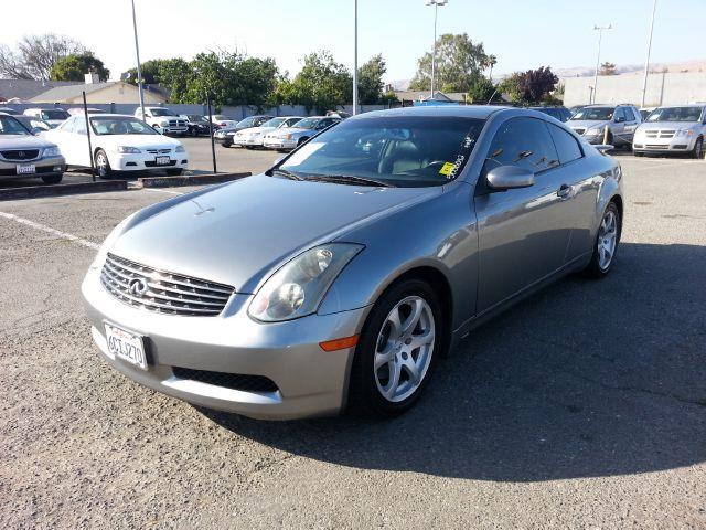 Infiniti G35 2005 photo 2