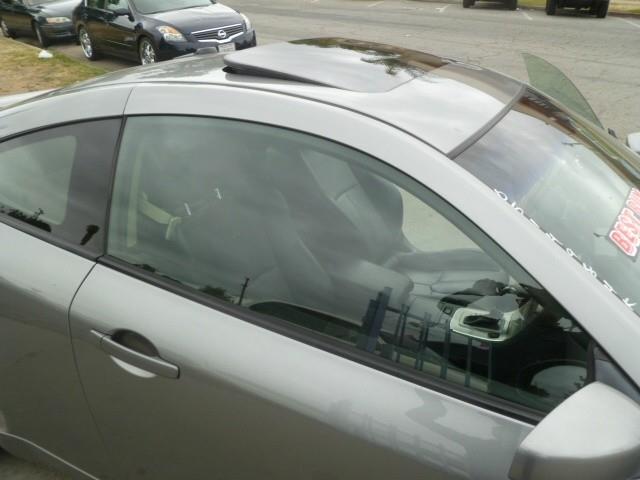 Infiniti G35 2005 photo 12