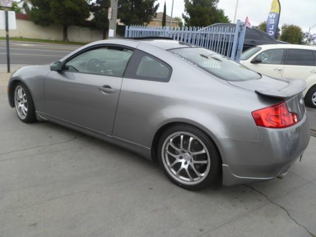 Infiniti G35 2005 photo 17