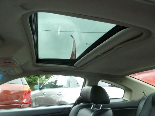 Infiniti G35 2005 photo 8