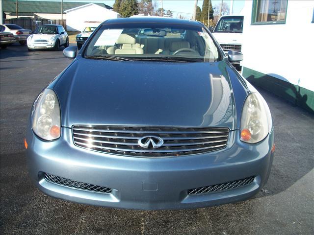 Infiniti G35 2005 photo 2