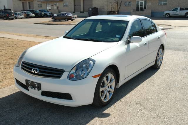 Infiniti G35 2005 photo 1