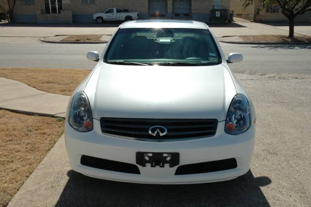Infiniti G35 2005 photo 2