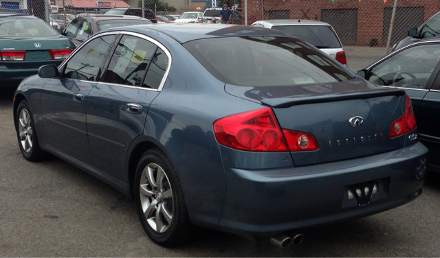Infiniti G35 2005 photo 4