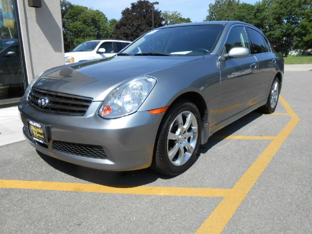 Infiniti G35 2005 photo 3