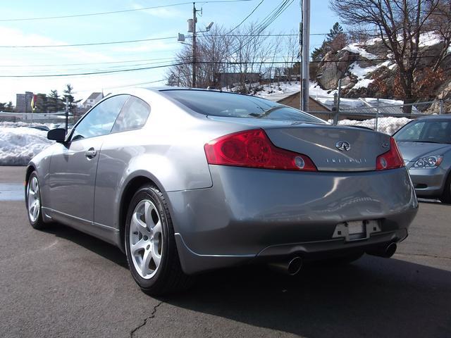 Infiniti G35 2005 photo 3