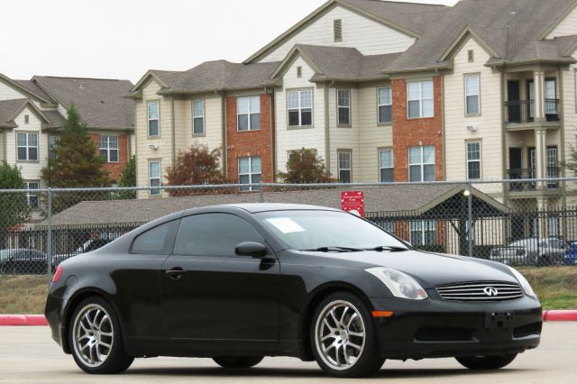 Infiniti G35 2005 photo 2