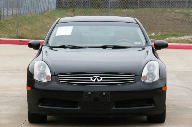 Infiniti G35 2005 photo 3
