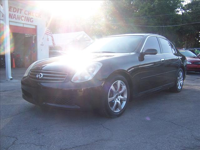 Infiniti G35 2005 photo 2