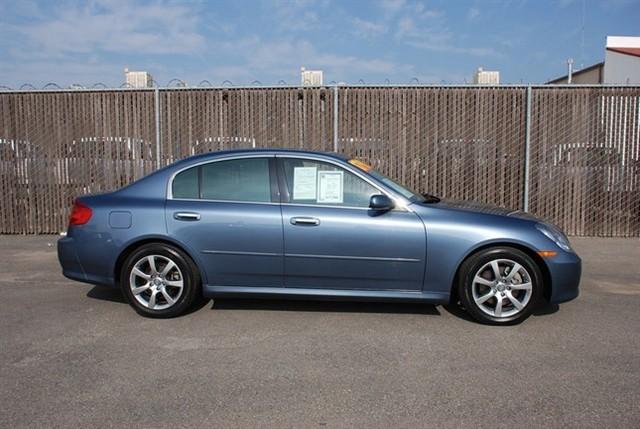 Infiniti G35 2005 photo 1