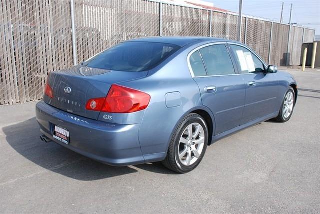 Infiniti G35 2005 photo 4