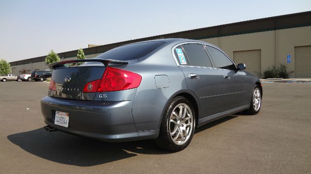 Infiniti G35 2005 photo 4