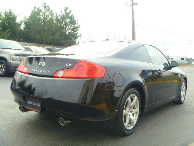 Infiniti G35 2005 photo 2