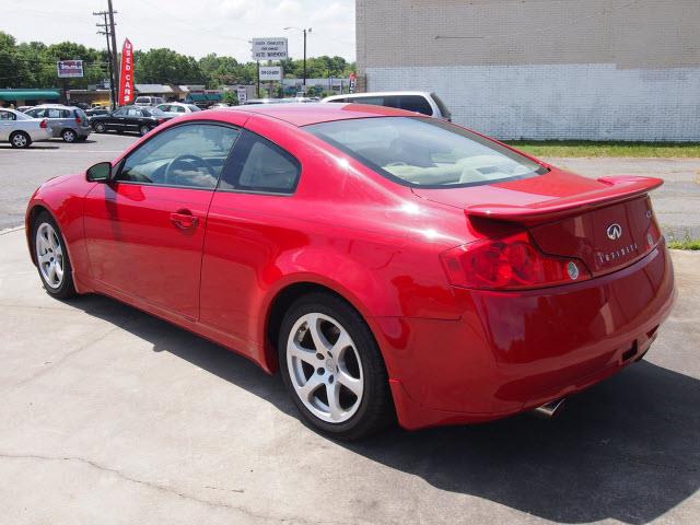 Infiniti G35 2005 photo 3