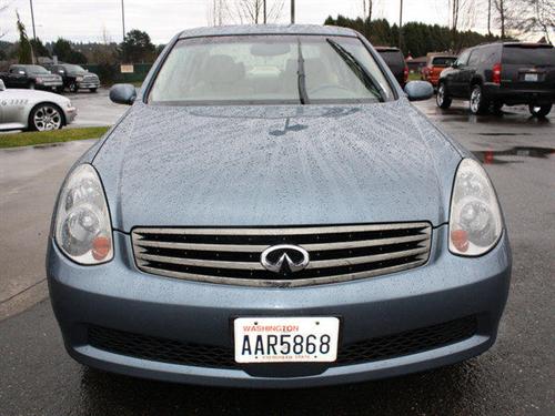 Infiniti G35 2005 photo 2