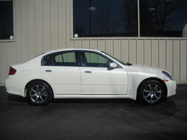 Infiniti G35 SW2 Sedan