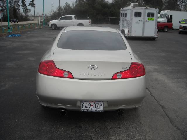 Infiniti G35 2005 photo 3