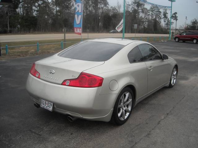 Infiniti G35 2005 photo 4